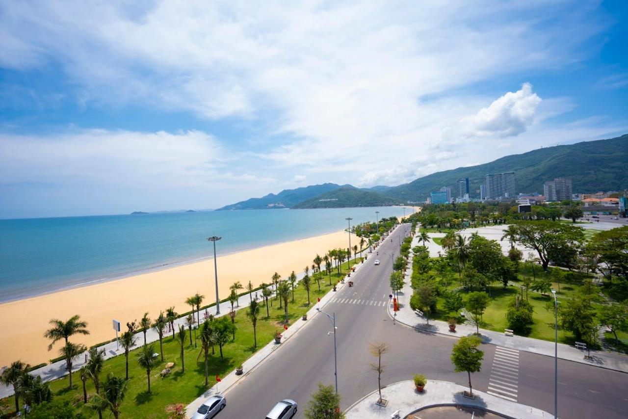 Hotel Thien Hai 퀴논 외부 사진